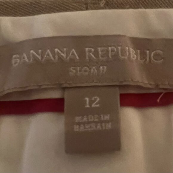 Banana Republic Woman's Sloan Pants, Camel Color, Stretch Fit, Straight leg/slit - Picture 2 of 9